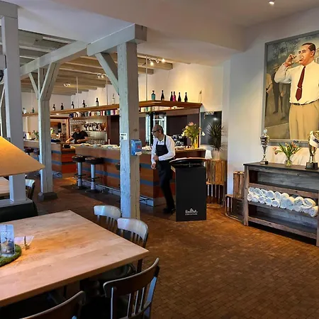 롯지 Golfista - Cucina Italiana - & Restaurant *